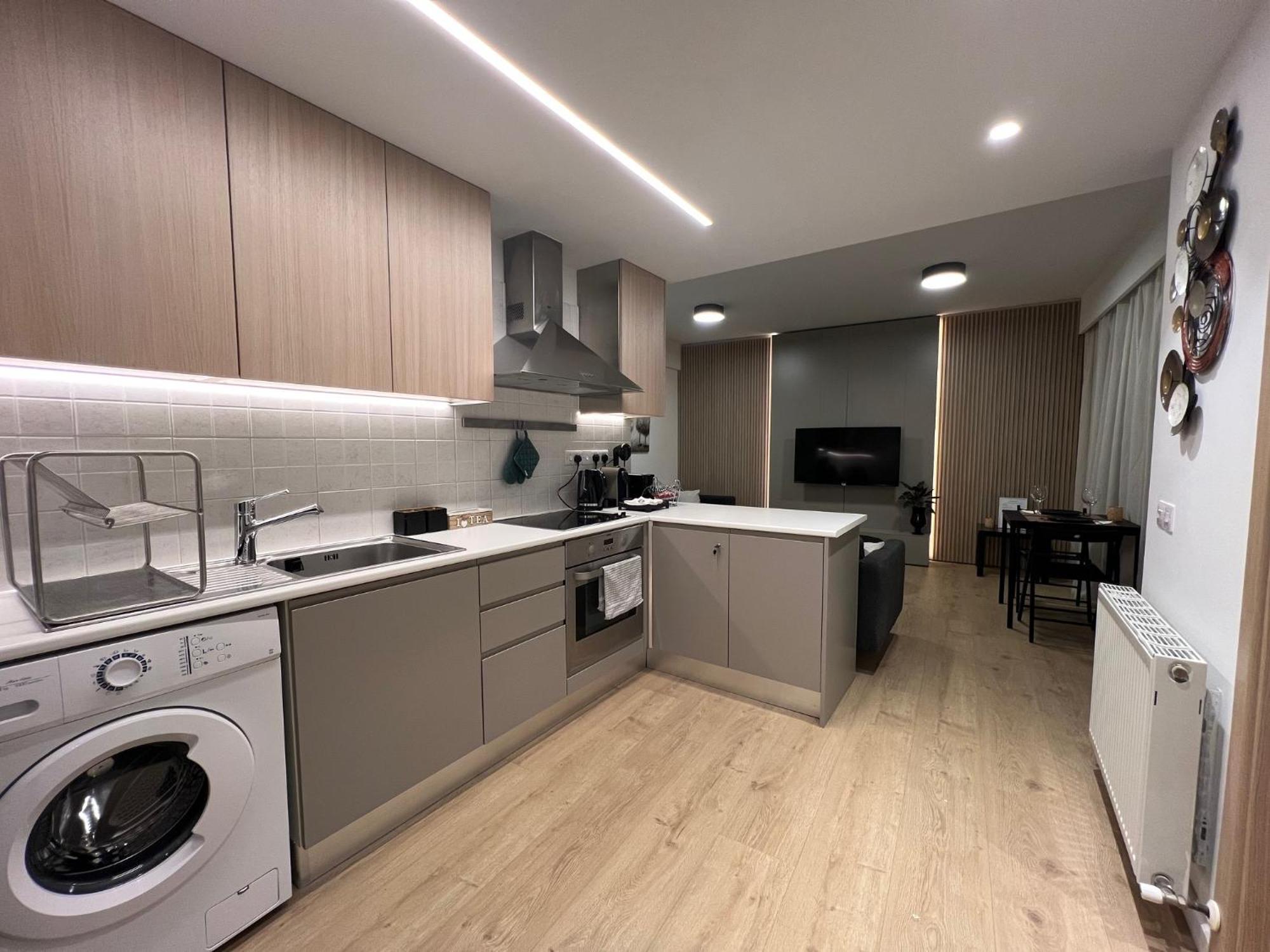 Daniela'S Modern Apartment Strovolos ภายนอก รูปภาพ