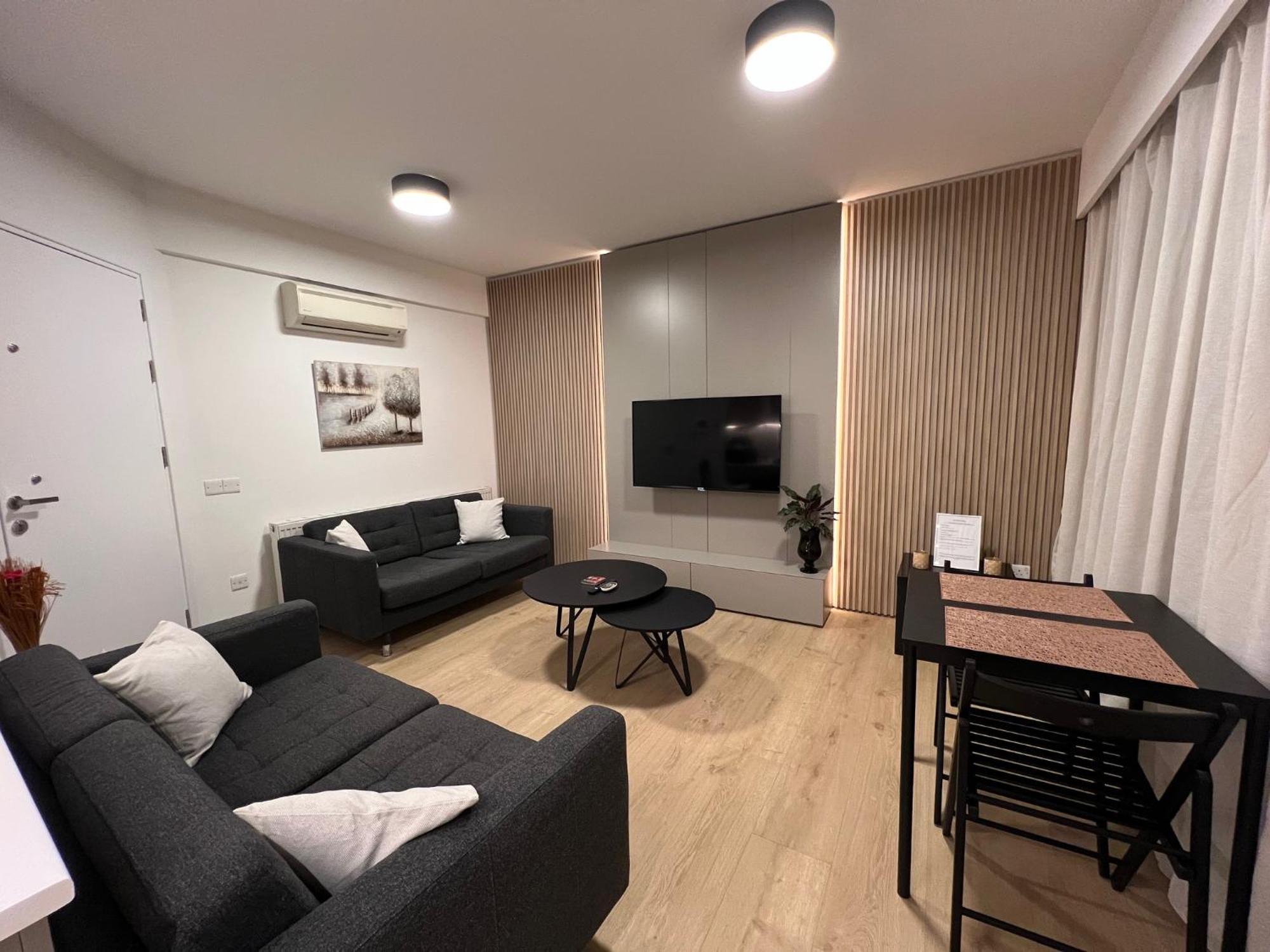 Daniela'S Modern Apartment Strovolos ภายนอก รูปภาพ